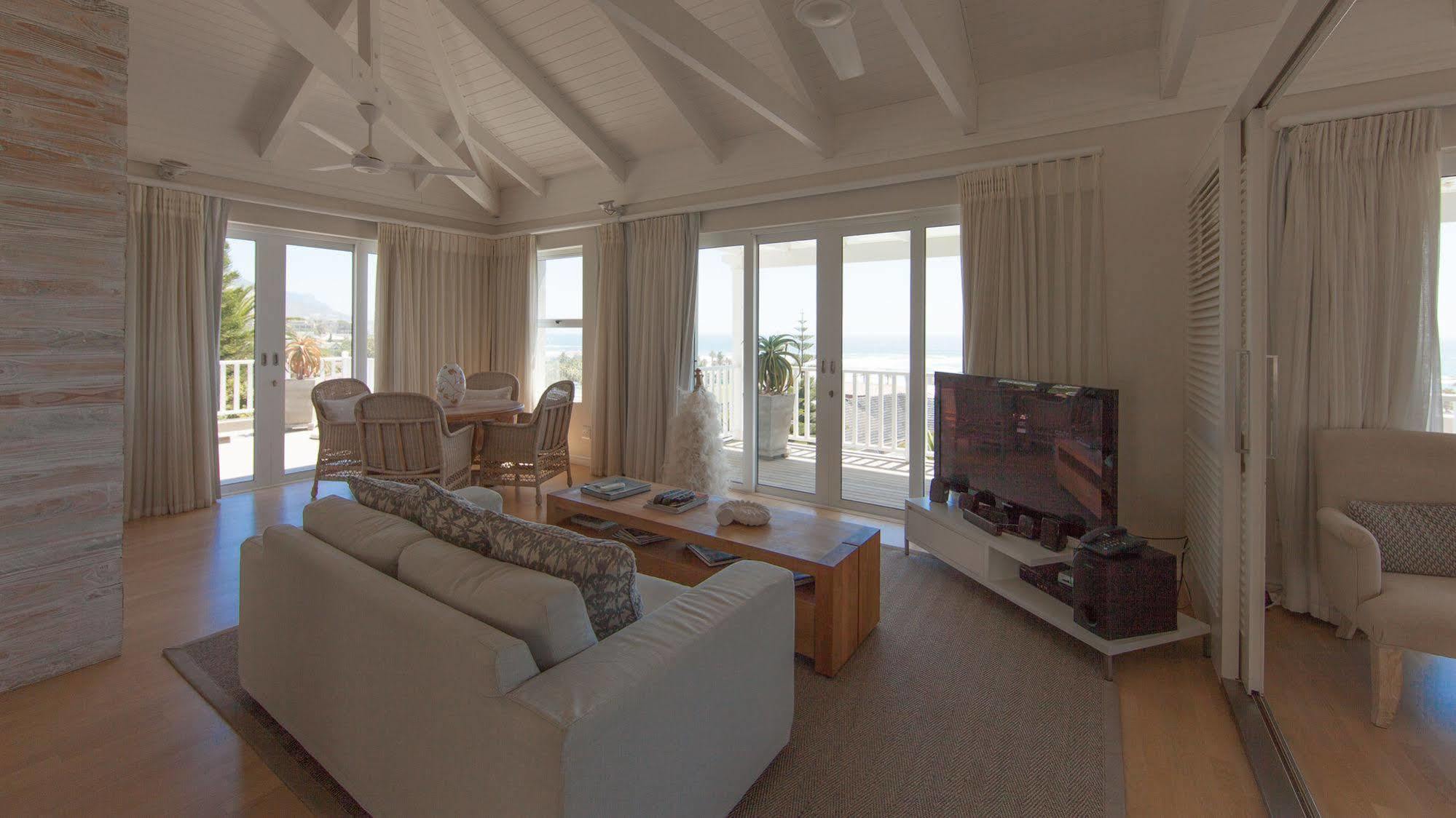 Sea Five Boutique Hotel Кейптаун Екстериор снимка